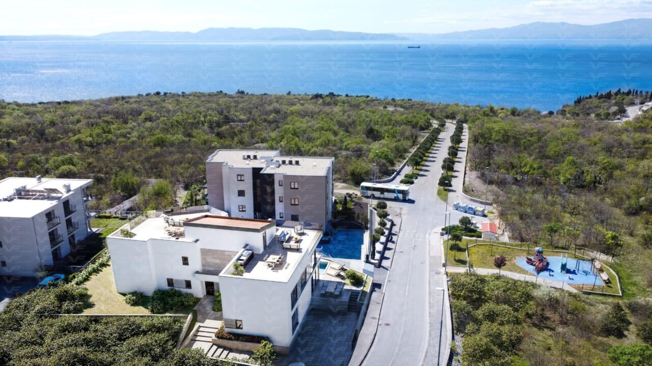 Villaadria -02 Villaadria -02